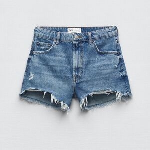Zara ZW THE CUT OFF SHORTS Size 28 (US 6) | REF. 6840/250